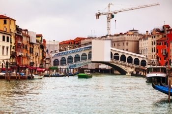 Rialto bridge (Ponte di Rialto) in Venice, Italy