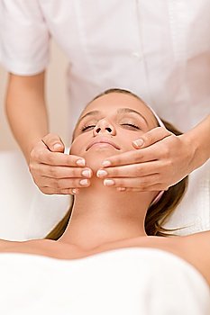 Wellness skin care - young woman in beauty treatment