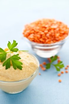 Red lentils and lentil hummus in bowls
