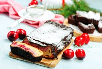 sweet cake for christmas dinner, christmas cake with chocolate
