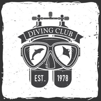 Diving club. Vector illustration. Concept for shirt or logo, print, stamp or tee. Vintage typography design with diving mask and dive tank silhouette.. Diving club. Vector illustration.
