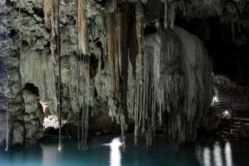 cenote cave grotto mexico yucatan