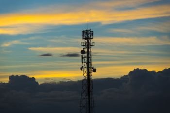 Phone antenna in twilight time
