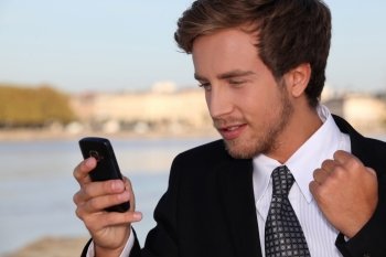 Executive pleased with phone message
