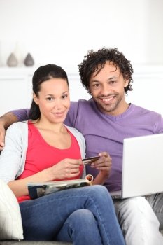 Couple makin purchase online