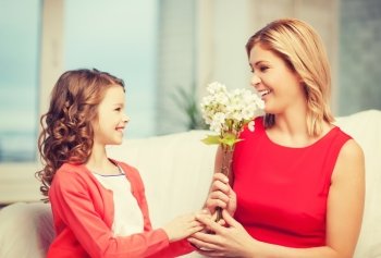 picture of mother and daughter with flowers