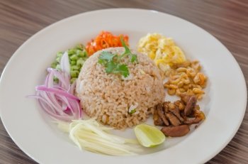 Mixed cooked rice with shrimp paste sauce