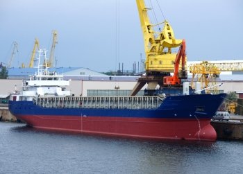 The cargo ship costs at a mooring