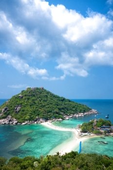 Idylic islands Ko Nang Yuan in Thailand
