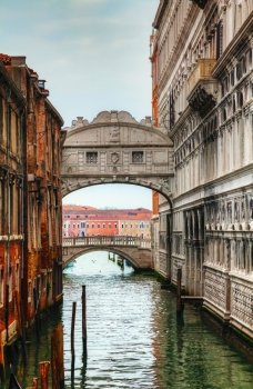 Bridge of Sighs in Venice, Italy. Venice’s famous Bridge of Sighs was designed by Antonio Contino and was built at the beginning of the 17th century.