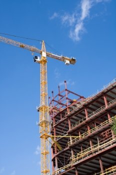  Cranes and building construction