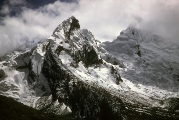 Jagged snow capped peaks,		Cordillera Blanca, Andes mountains,	Peru, South America
