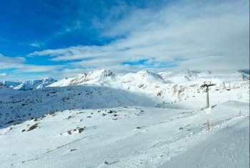 Morning winter windy mountain landscape. Ski resort Molltaler Gletscher, Carinthia, Austria.