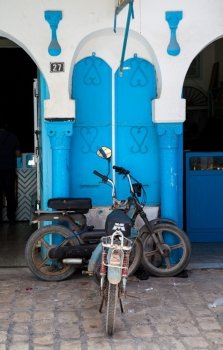 Decorative traditional Tunisian door, with two moped